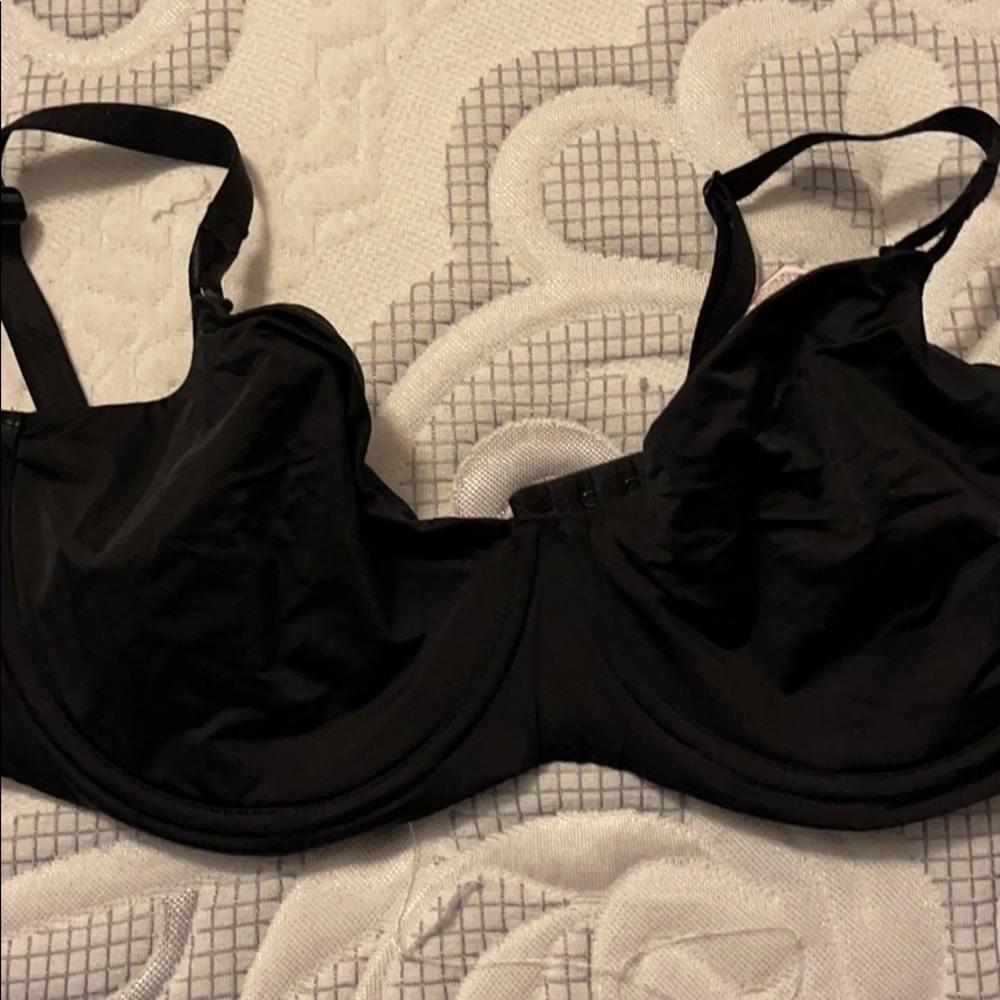 Victoria’s Secret Push up w/out Padding Bra